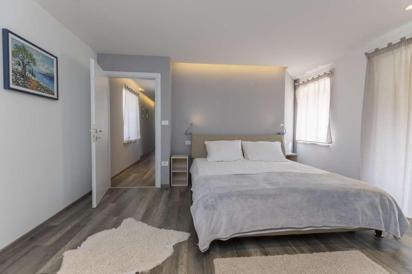 Villa Viscum In Central Istria For 8 Persons With Large Garden - Pet Friendly Pazin Εξωτερικό φωτογραφία