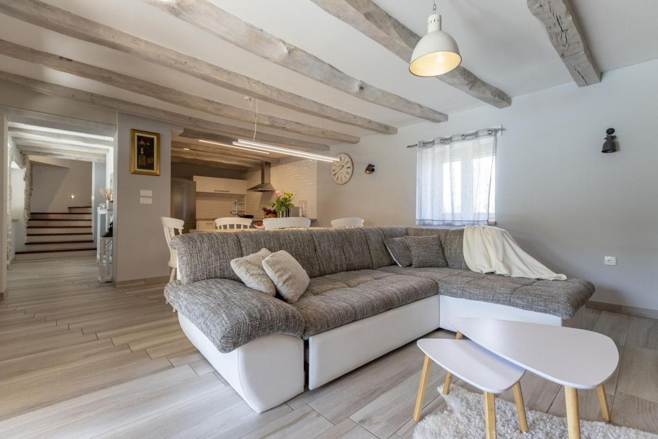 Villa Viscum In Central Istria For 8 Persons With Large Garden - Pet Friendly Pazin Εξωτερικό φωτογραφία