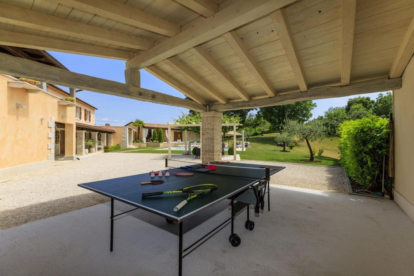 Villa Viscum In Central Istria For 8 Persons With Large Garden - Pet Friendly Pazin Εξωτερικό φωτογραφία